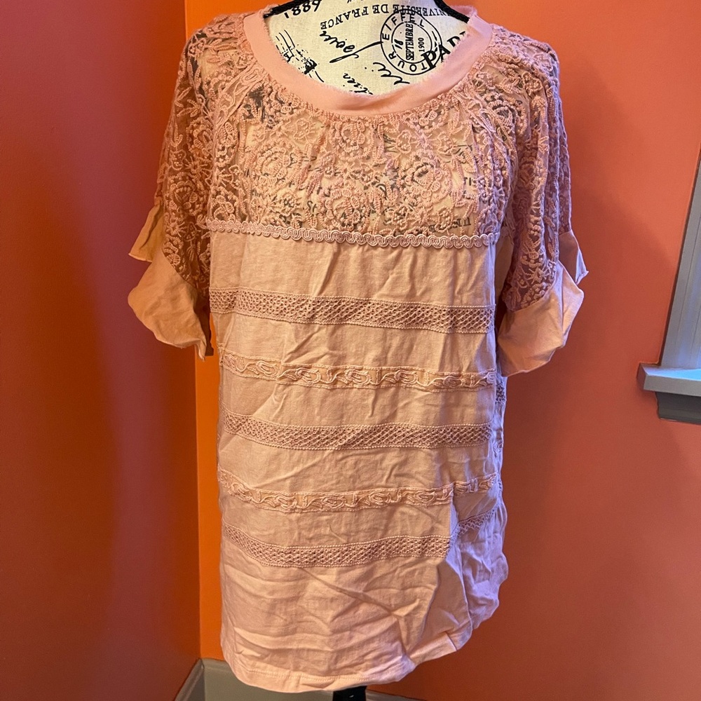 Xlarge mauve shirt with lace. Brand new no tags